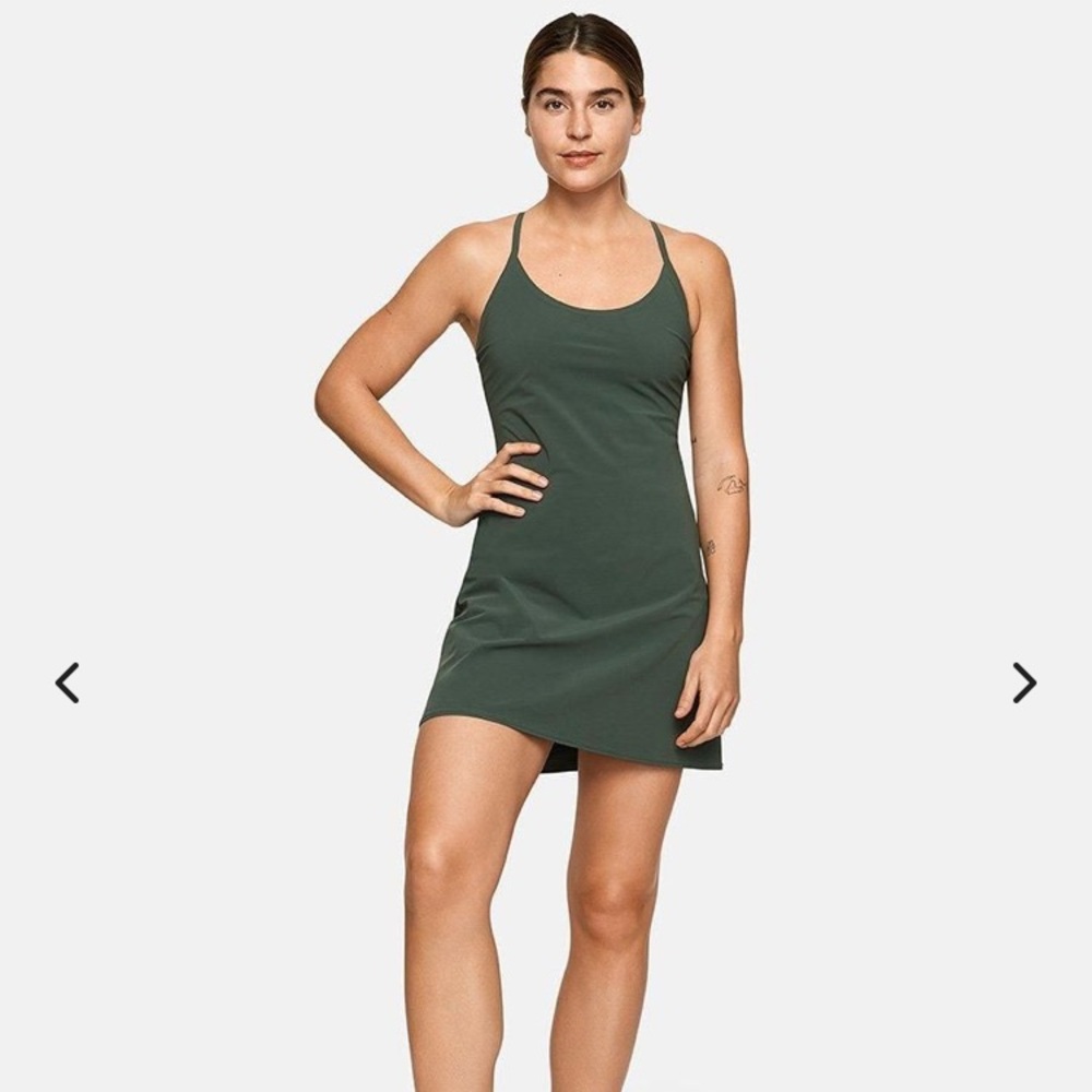NWT Outdoor Voices Exercise Dress - Picture 2 of 9